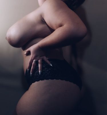 MILF Валя, фотографии