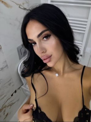 фото АЙША (инди)