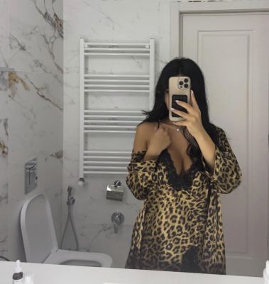 АЙША, Сургут