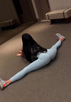 Ангелина, фото с сайта sexasurgut.com